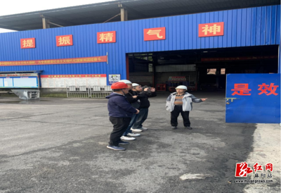 麻陽 請專家“把脈問診” 安全服務(wù)送進(jìn)企業(yè)